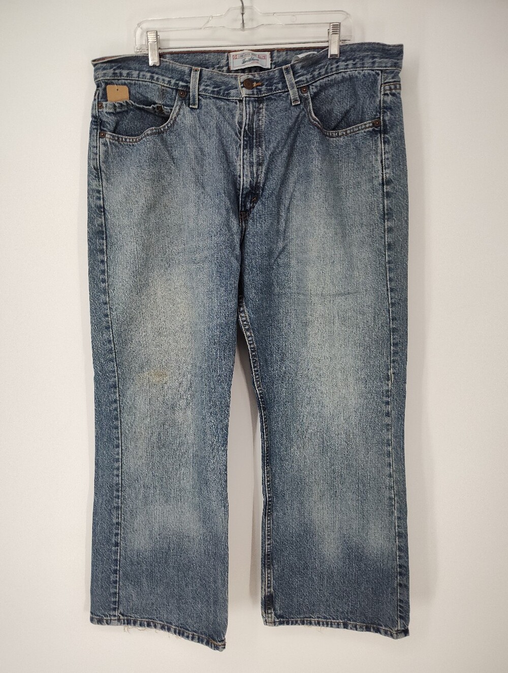 Signature by Levi Strauss Men's Low Loose Bootcut Jeans in Faded Blue Size 38x30
